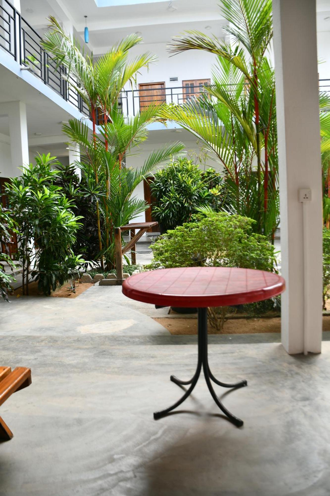 Pearl Of The Bay Hotel Arugam Bay Exterior photo